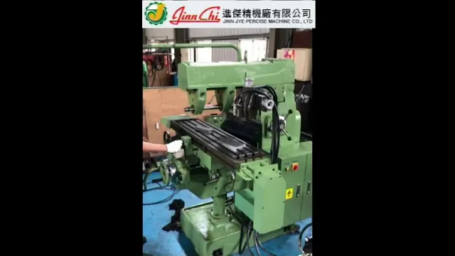 Flat thread rolling die made by horizontal milling machine