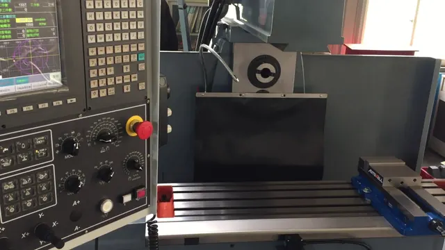 Jinn Jye horizontal milling machine running with CNC function